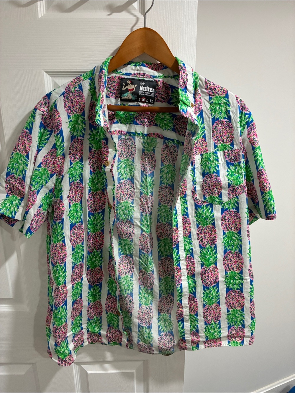 Chubbies The Nutter Shirt Mens Medium Short Sleeve Pineapple Striped Button Down